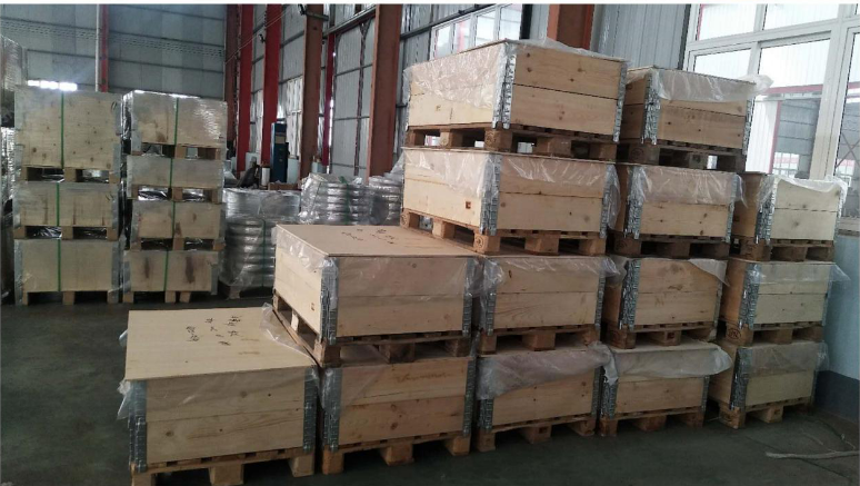 Pallet in legno compensato fumigato o custodia per flangia standard e flangia non standard